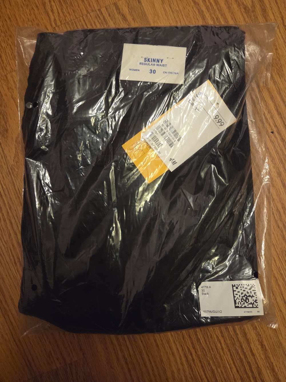 H&M Women Skinny Jeans - Black